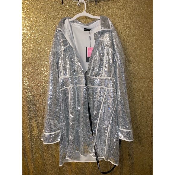 Pretty Little Thing Dress - Picture 4 of 6